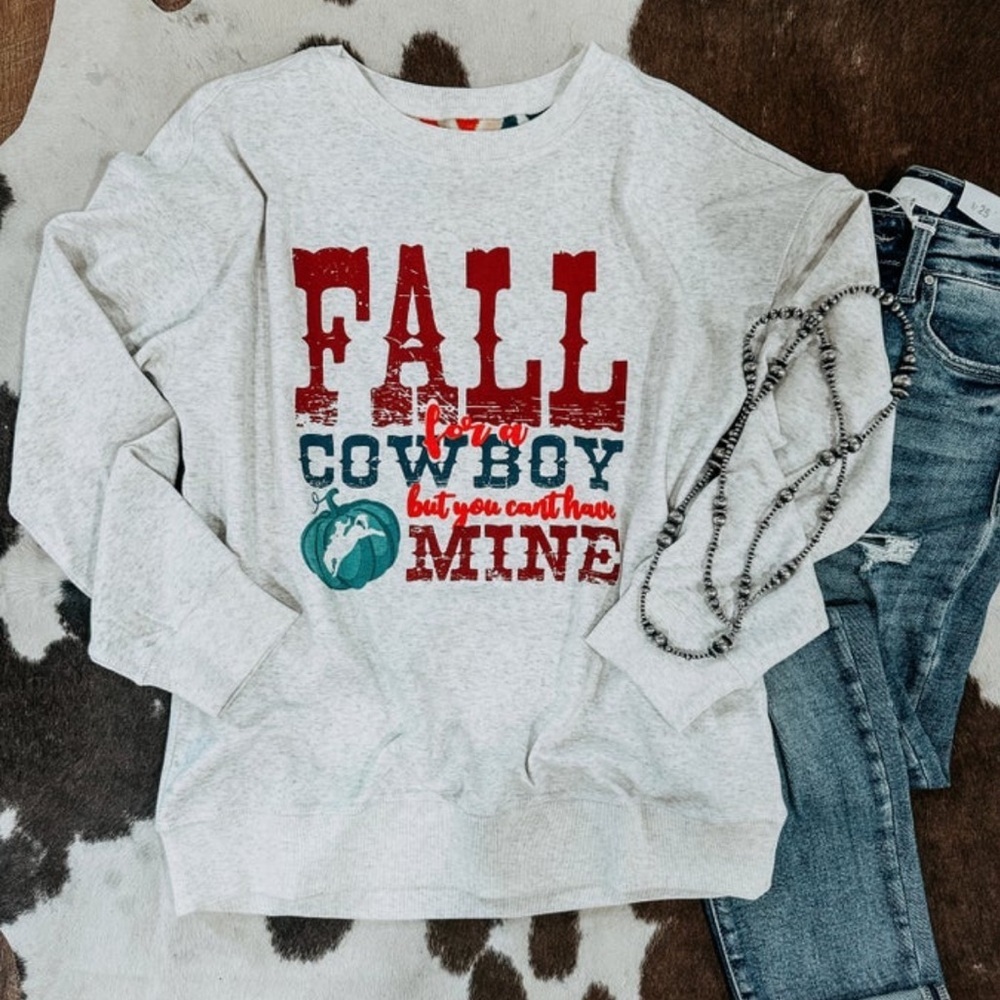 Merigold Kiss “Fall For A Cowboy Just Not Mine” Reversible Sweatshirt/Pullover🤠